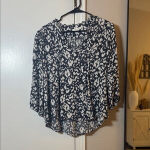Elegant Black and White Patterned Blouse